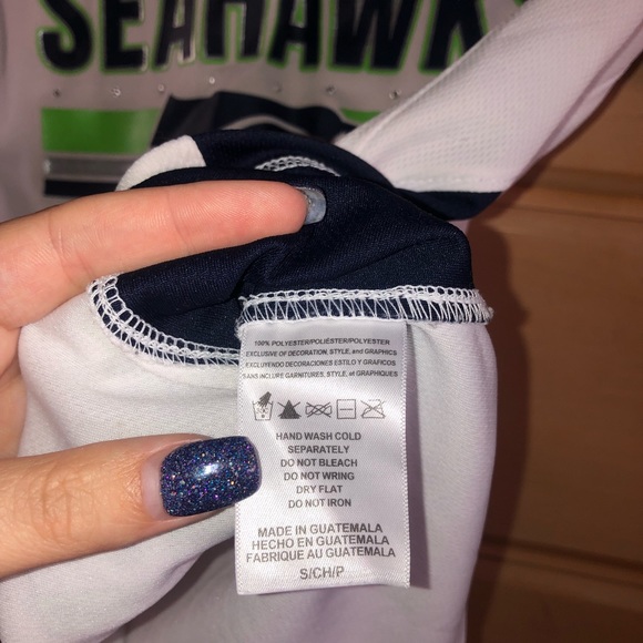 Women Seattle Seahawks sequined short sleeve🏈💚💙 - Picture 5 of 6
